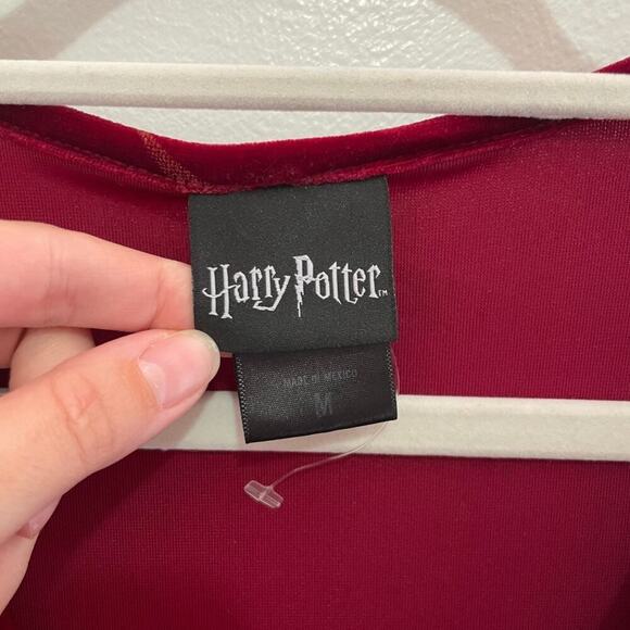Harry Potter Burgundy Velvet Long Sleeve Dress - Hot Topic Size Medium 695D - Picture 5 of 11